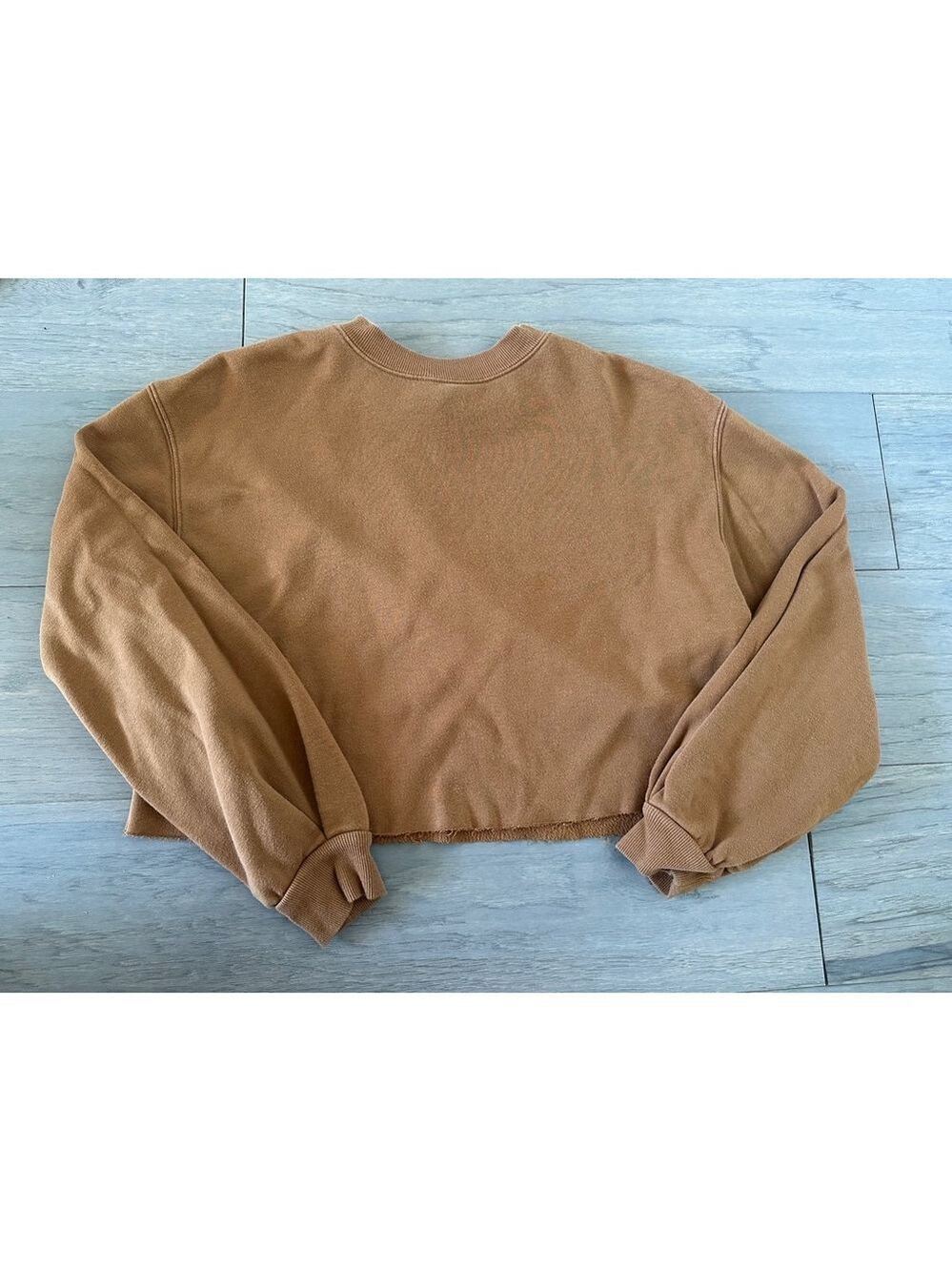 Universal Thread Sweatshirt Size Small Brown Camel